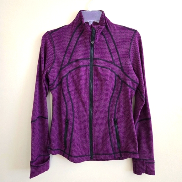 ✨️Like New✨️ Lululemon define jacket, houndstooth pattern - Picture 2 of 8